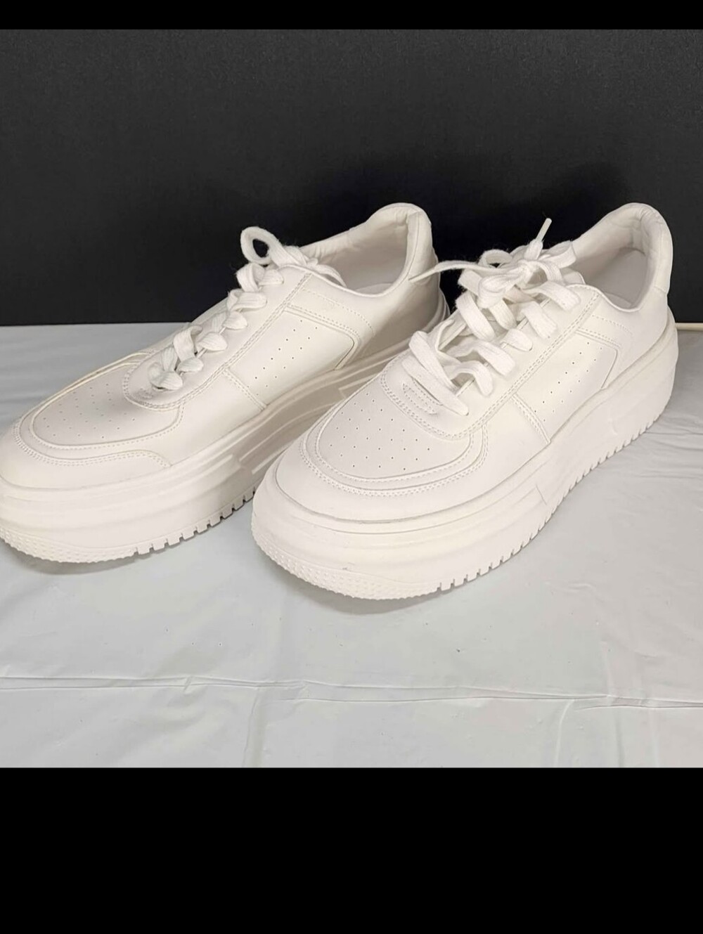 Steve Madden Payden Platform Sneaker White Platform Womens Size 11M Lace-Up NEW
